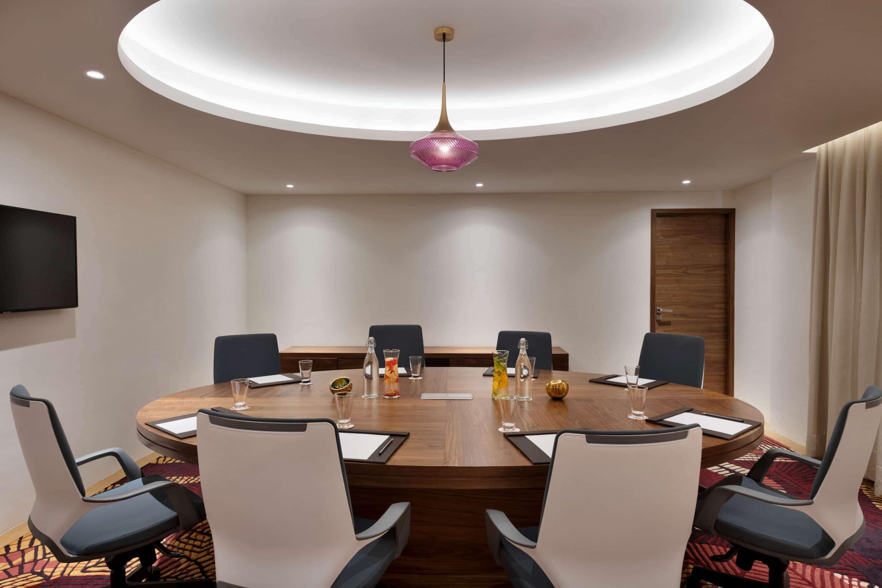 Hawthorn Suites By Wyndham Dwarka Экстерьер фото
