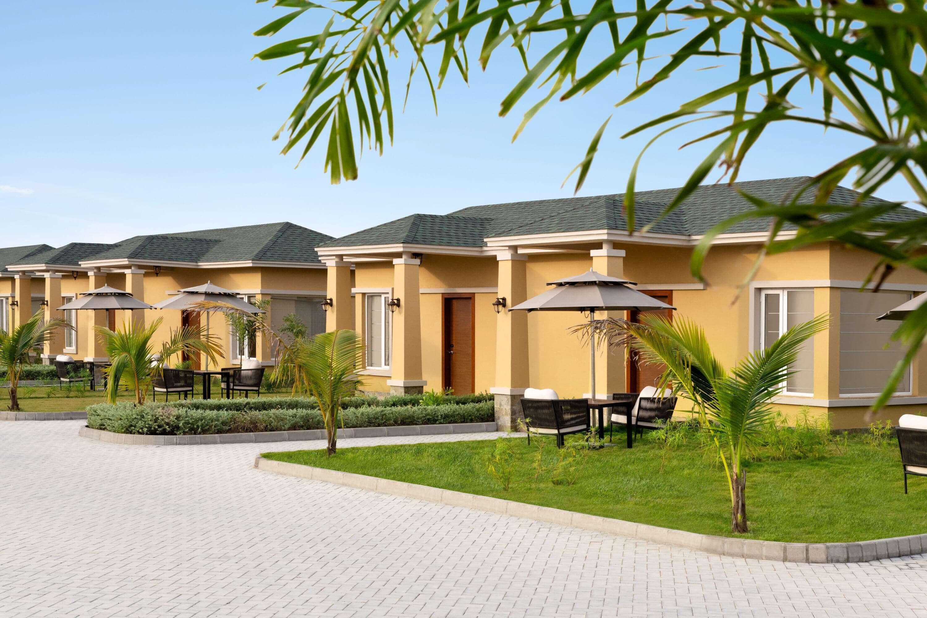 Hawthorn Suites By Wyndham Dwarka Экстерьер фото